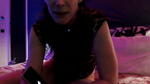 cassandra06400 online show from March 1, 12:45 am