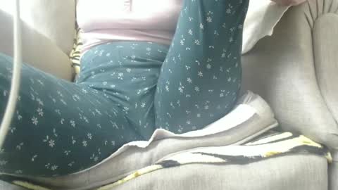 Snapshot of cassandra_joy chatting on December 29, 6:38 pm Cassandra joy online show from December 29, 6:38 pm