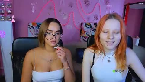Snapshot of cassandra_nik chatting on June 24, 12:37 pm Cassandra online show from June 24, 12:37 pm