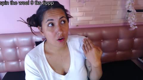 573215024606 online show from October 19, 12:44 am