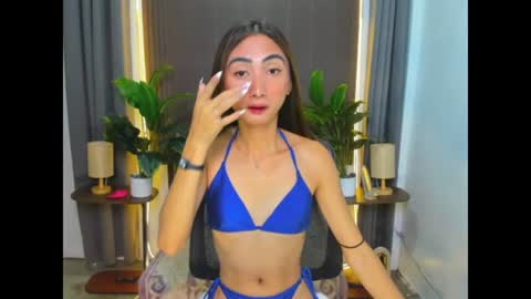 Snapshot of cassandrafoxxx chatting on June 17, 5:10 am cassandrafoxxx online show from June 17, 5:10 am