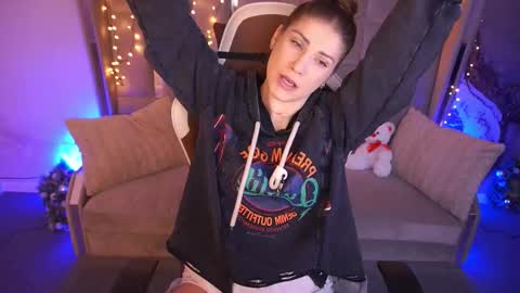 Lena online show from February 9, 7:45 am