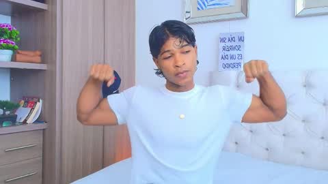 Snapshot of cassian_gold chatting on May 26, 4:47 pm CASSIAN GOLD online show from May 26, 4:47 pm