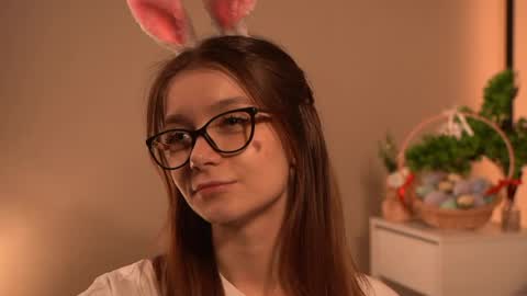 Cassie online show from April 3, 3:43 pm