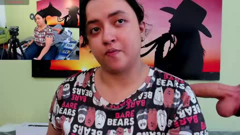 Snapshot of cassie_ibarra_ chatting on April 29, 7:53 pm Cassie online show from April 29, 7:53 pm