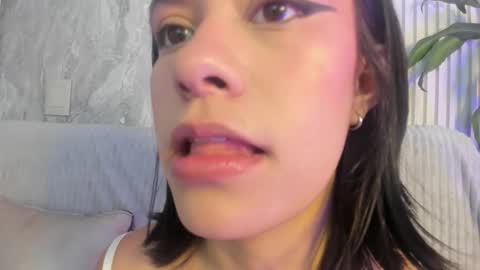 Cassie Jones online show from February 2, 3:38 am