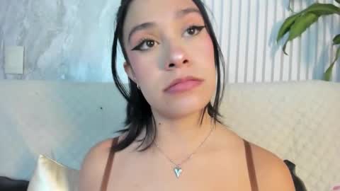 Cassie Jones online show from February 21, 3:40 am