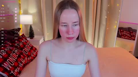 Cassie online show from December 8, 8:36 pm