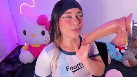 Snapshot of cassiebigass_ chatting on May 26, 11:45 pm Bela igzaii9r online show from May 26, 11:45 pm