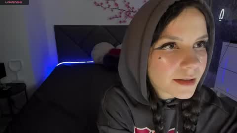 Snapshot of cassieevanss chatting on April 20, 5:32 am Cassie online show from April 20, 5:32 am