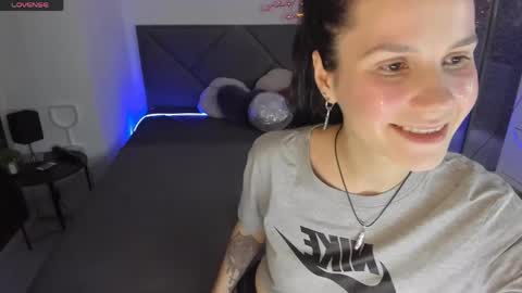 Snapshot of cassieevanss chatting on May 5, 5:37 am Cassie online show from May 5, 5:37 am