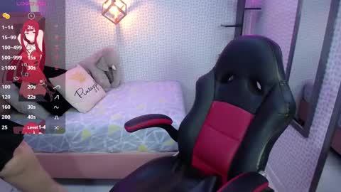 cassiehoward14 online show from February 11, 2:57 am