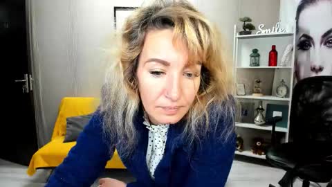 CassieJonas online show from October 13, 2:44 am