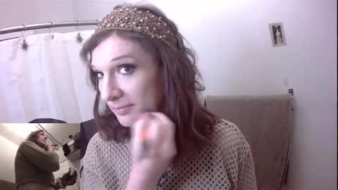 Snapshot of cassiemichelle chatting on December 15, 2:10 pm Cassiemichelle online show from December 15, 2:10 pm