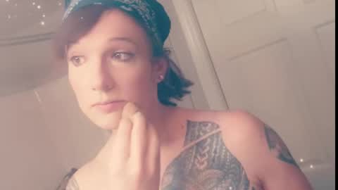 Snapshot of cassiemichelle chatting on March 3, 1:17 pm Cassiemichelle online show from March 3, 1:17 pm