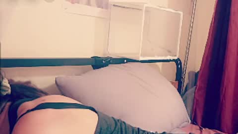 Snapshot of cassiemichelle chatting on April 23, 12:51 pm Cassiemichelle online show from April 23, 12:51 pm