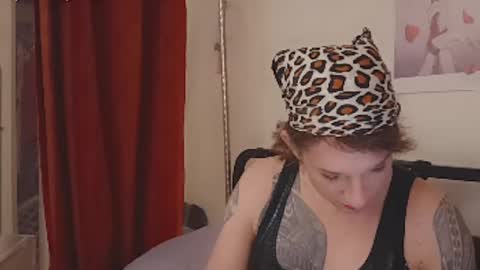 Snapshot of cassiemichelle chatting on April 24, 11:34 am Cassiemichelle online show from April 24, 11:34 am