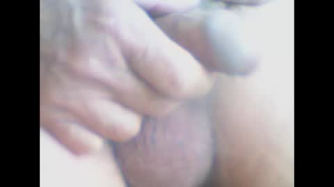 Snapshot of castells chatting on May 6, 4:34 pm castells online show from May 6, 4:34 pm