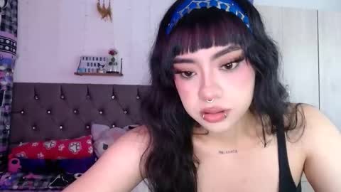 Mila online show from April 10, 7:46 am