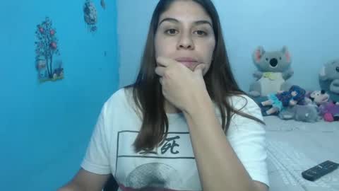 Snapshot of cata_09 chatting on December 10, 11:40 pm cata online show from December 10, 11:40 pm