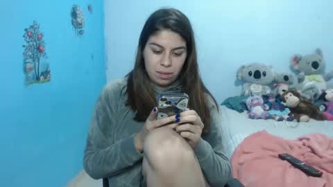 Snapshot of cata_09 chatting on February 2, 12:30 am cata online show from February 2, 12:30 am