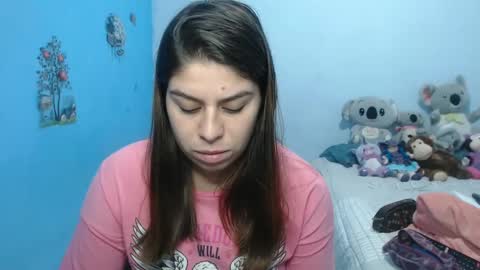 Snapshot of cata_09 chatting on February 5, 3:52 pm cata online show from February 5, 3:52 pm