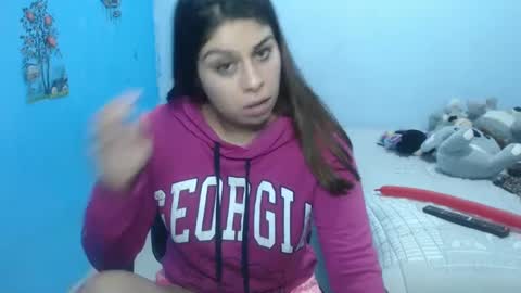 Snapshot of cata_09 chatting on February 25, 11:44 pm cata online show from February 25, 11:44 pm