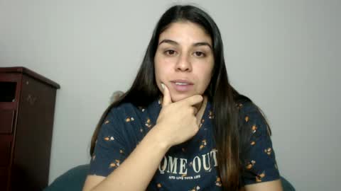 Snapshot of cata_09 chatting on June 20, 8:33 pm cata online show from June 20, 8:33 pm