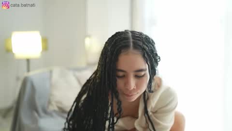 Catalina online show from February 20, 3:01 pm