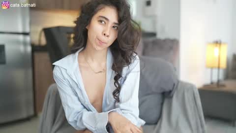 Snapshot of cata_batnati chatting on April 22, 2:29 pm Catalina online show from April 22, 2:29 pm