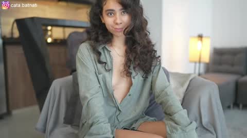 Snapshot of cata_batnati chatting on April 30, 2:45 pm Catalina online show from April 30, 2:45 pm