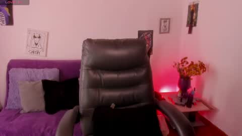 Snapshot of cata_greenn chatting on July 8, 7:29 pm Cata green model independient online show from July 8, 7:29 pm