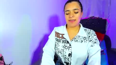 Snapshot of cata_lina_132 chatting on July 7, 3:31 am catalina online show from July 7, 3:31 am