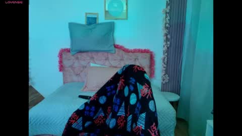 cata_saeeenz0 online show from April 27, 5:05 am