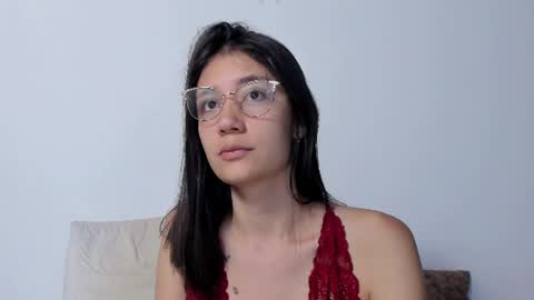 Snapshot of catalella_0 chatting on June 15, 11:01 am Catalella online show from June 15, 11:01 am