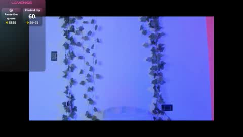 Snapshot of cataleya19__ chatting on December 23, 10:13 am cataleya19__ online show from December 23, 10:13 am