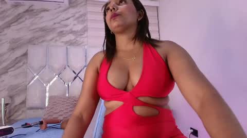 Snapshot of cataleya__ebony chatting on May 21, 3:02 am cataleya online show from May 21, 3:02 am