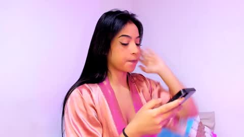 Snapshot of cataleya_cast chatting on December 1, 10:43 pm Cataleya online show from December 1, 10:43 pm