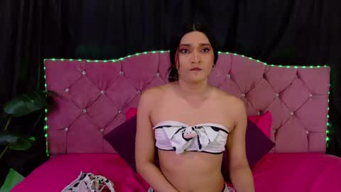 Cata Prins  online show from April 18, 11:58 am