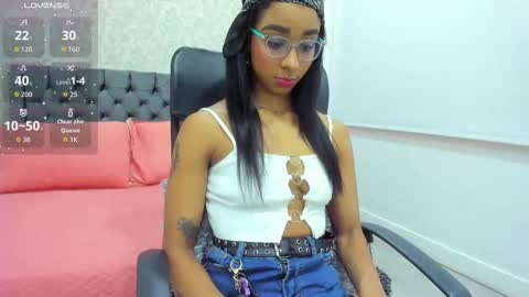 Snapshot of cataleya_wayne chatting on October 1, 8:04 pm Cataleya online show from October 1, 8:04 pm