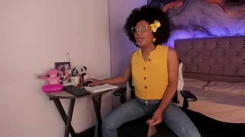 cataleyamoon_ online show from April 20, 8:10 pm