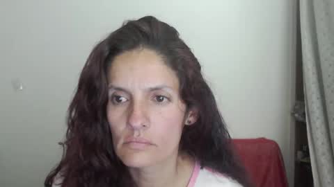 Snapshot of catalina_duran1 chatting on April 19, 7:07 am catalina online show from April 19, 7:07 am
