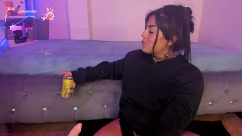 Snapshot of catalina_naughtyy chatting on December 13, 12:53 am Catalina online show from December 13, 12:53 am
