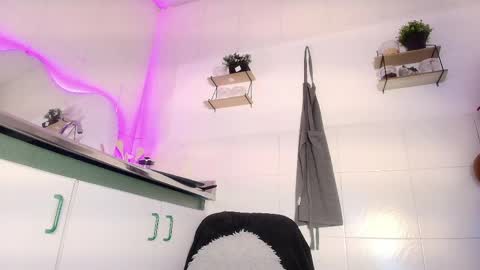 Snapshot of catalina_santana20 chatting on May 27, 2:03 pm Catalina online show from May 27, 2:03 pm