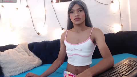 catalina online show from June 18, 7:18 pm