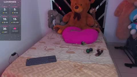 Catalina  online show from February 27, 2:10 am