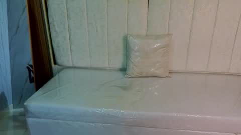 Online 800 to 1400 online show from March 6, 12:56 pm