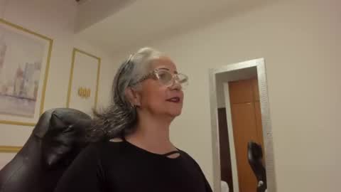 Snapshot of catalina_villan chatting on June 28, 12:22 pm C A T A L I N A online show from June 28, 12:22 pm