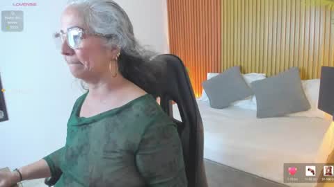 Snapshot of catalina_villan chatting on July 12, 11:34 am C A T A L I N A online show from July 12, 11:34 am