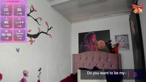 Catalina   online show from December 5, 8:33 pm